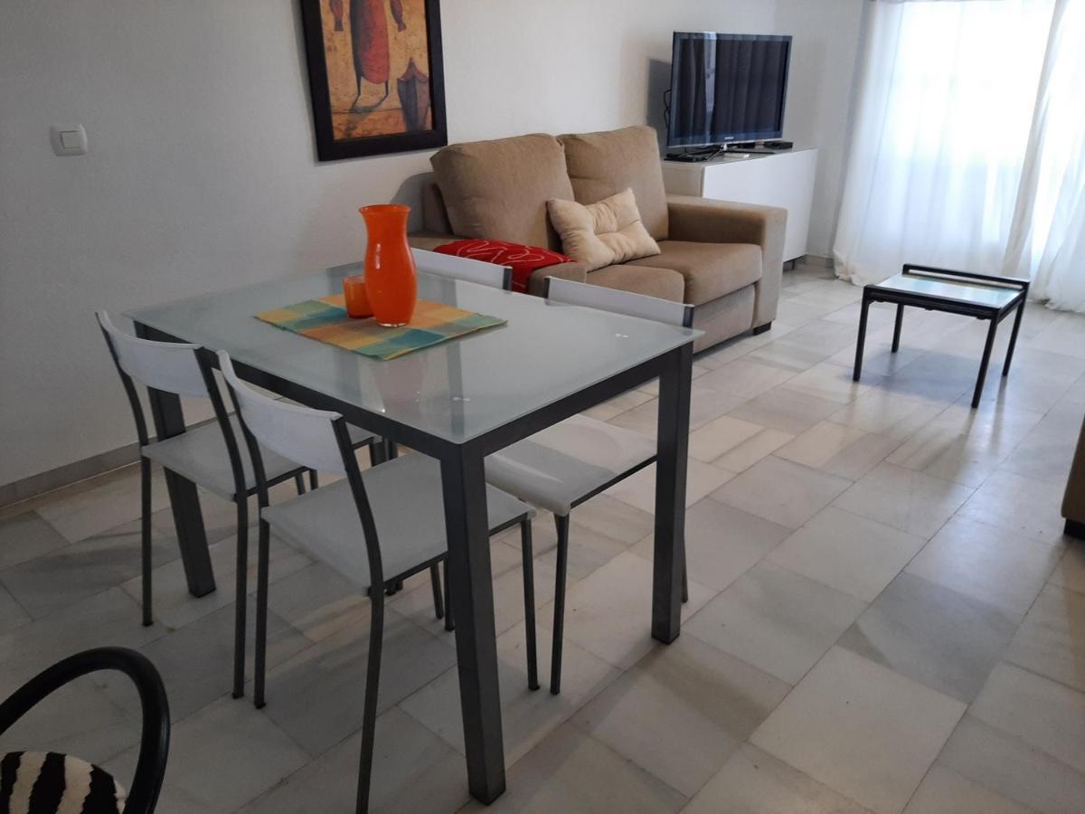 Puerto De La Duquesa Beach Apartment Castillo de Sabinillas エクステリア 写真