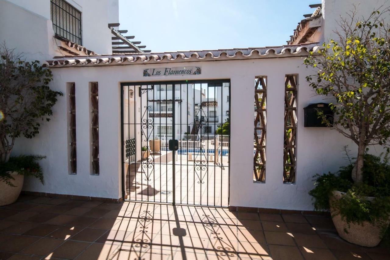 Puerto De La Duquesa Beach Apartment Castillo de Sabinillas エクステリア 写真