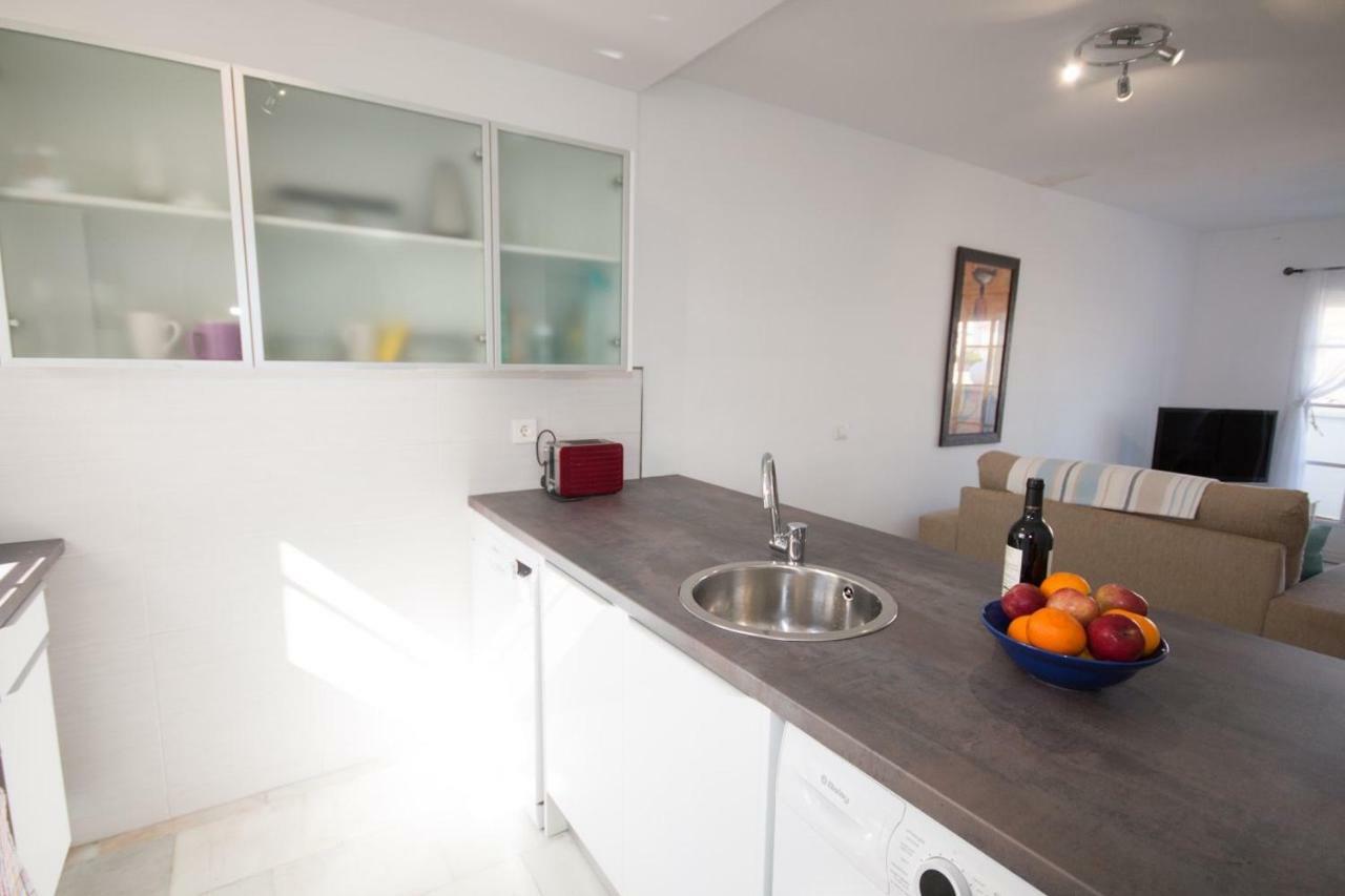 Puerto De La Duquesa Beach Apartment Castillo de Sabinillas エクステリア 写真